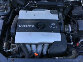Volvo V40 2.0 T náhradní díly - 9
