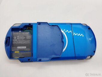 PSP 3000 rare Blossom Blue včetně boxu - 9