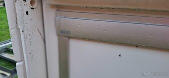 Velux Střešní okno Plastové okno - 9