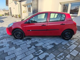 Renault Clio 1.2i  48kW 12/2009 - 9