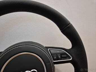 AUDI MULTIFUNKCNY PERFOROVANÝ VOLANT - 9