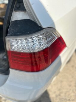 BMW e61 520D Díly - 9