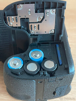 Fuji FinePix S3200, 24x zoom, 14Mp - 9