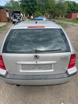>Díly< Škoda Octavia 1 Combi 1.8T - 9