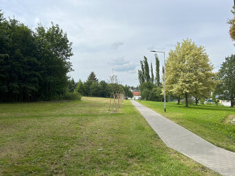 Byt 2+kk, 42m2, Bruntál, lodžie. Po rekonstrukci. - 9