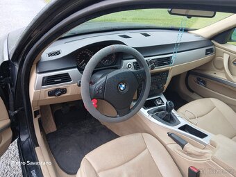 BMW e91 318d 90kw - 9