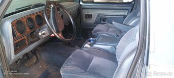 Dodge ramcharger - 9