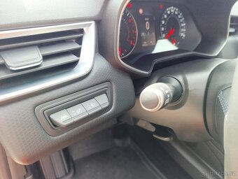Renault CLIO,2020,1.0SCe,1.maj,ČR,záruka,14tkmLED,serv.k. - 9
