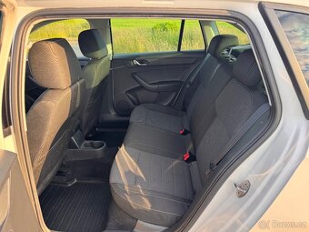 Škoda Rapid Spaceback 1.6 TDI Elegance - 9