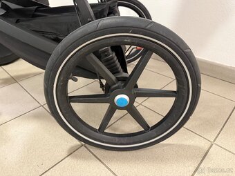 Dvoukombinace Thule Urban Glide 2 a komplet výbava. - 9