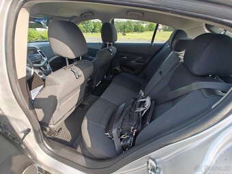 Chevrolet Cruze 1,6 LT 91 kW 2012 - 9