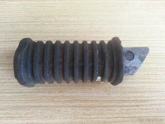 Otáčkoměr, kryt za. svě. kryt motoru, za. stupa Jawa 350 634 - 9