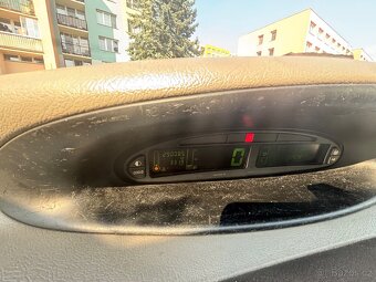 Prodám citroen xsara picasso 2.0HDI - 9