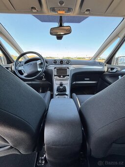 Ford S-MAX 2.0 TDCi 103kW - 9