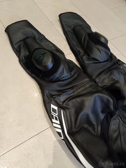 Dainese Laguna Seca 4-Pánská kožená moto kombinéza - 9