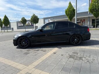 BMW 335i xDrive 2011 - 9