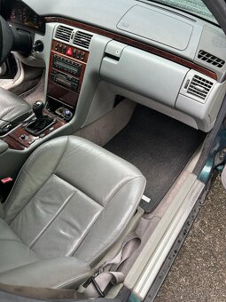 Mercedes Benz E300 OM606 - 9