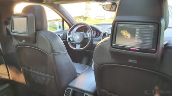 Porsche Cayenne S 3,0I Hybrid 245kw Benzín - 9