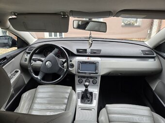 Volkswagen Passat variant 2.0 tdi - 9