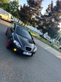 Seat Leon 2.0tdi 103kw 6kvalt Stk 2025/12 tel:725 996 134 - 9