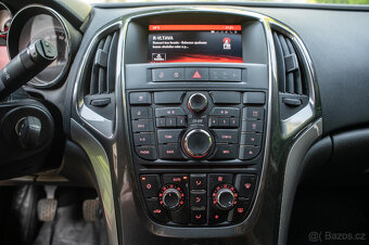 Opel Astra 1,4 Turbo, 103 kW - 9