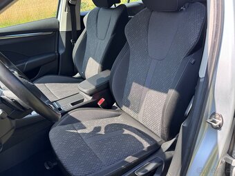 Škoda Octavia IV 2.0 TDi 110Kw DSG - 9