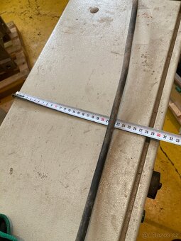 Elektrický rozvaděč RITTAL 76x76x30cm na nožkách - 9