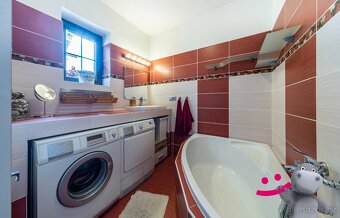 Prodej rodinného domu, dvougenerační 185 m2, pozemek 218 m2 - 9