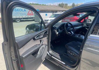Audi Q7 3.0TDI 200KW,S-line,CZ, 7 MIST nafta automat 200 kw - 9