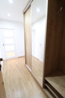 Prodej bytu 3+1, 68 m2/L, Hradec Králové - ul. Na Kotli. - 9