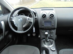 Nissan Qashqai 2.0 benzín 4X4 - 9
