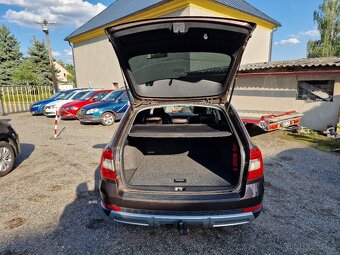 Škoda Octavia SCOUT 2,0TDI 135KW 4x4 ELEGANCE - 9