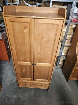 ŠATNÍ SKŘÍNĚ IKEA LEKSVIK - 9