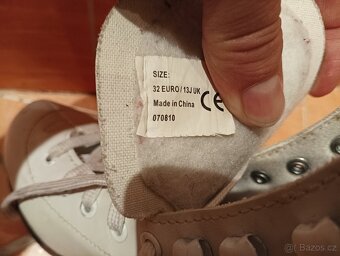 Dětské dívčí brusle, velikost 32 - 9