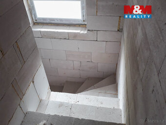 Prodej pozemku k bydlení, 349 m², Černiv - 9