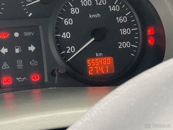 Renault TRAFIC 9 míst (8+1), 1.9dci 74kw, rok 2003 - 9