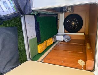 Fiat Ducato Dethleffs; garáž 6 míst - 9