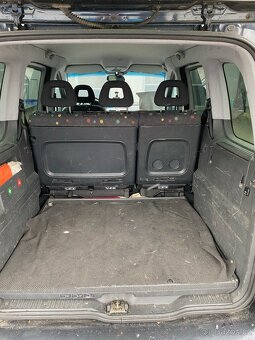 Prodám Mercedes Benz Vaneo 1,7 nafta Family - 9