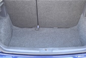 Volkswagen Polo United 1.4Mpi 59 kw rok 2008 - 9