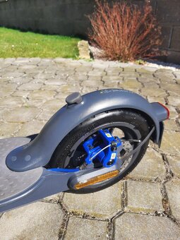 Prodám Elektrickou koloběžku Xiaomi Electric Scooter 3 - 9