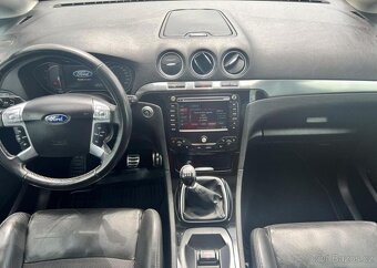 Ford S-MAX 2.0TDCi 7MÍST PANORAMA NAVI manuál 120 kw - 9