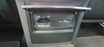 Škoda Superb TSi 110kw model 2020 sedan xenony alkantara - 9
