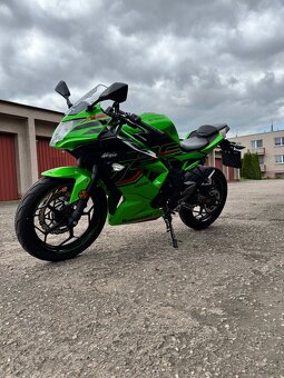 Kawasaki ninja 125 - 9