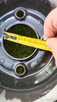 Letní pneu Nokian včetně disků 205/55 R16 - 9