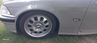 BMW e36 1,8is coupe - 9