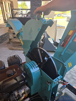 Štěpkovač diskový Briggs&Stratton 130mm - 9