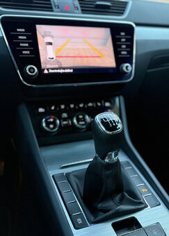 Škoda Superb combi, 2.0TDI,110kw,74000km,2020 - 9