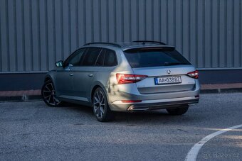 Škoda Superb Combi 2.0 TDI Sportline-DSG - 9