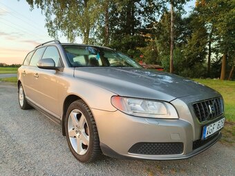 Volvo V70 super stav - 9