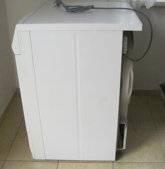 KONDENZAČNÍ SUŠIČKA AEG - 7KG - 9